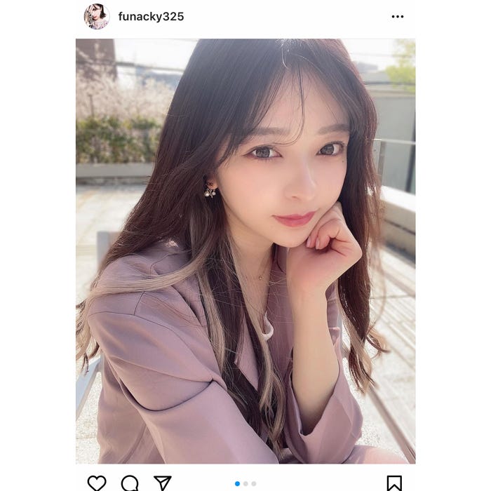 ヘラヘラ三銃士 さおりんが春らしいセットアップコーデを披露 可愛いの渋滞 モデルプレス ヘラヘラ三銃士 さおりんが春らしいセットアップコーデを披露 可愛いの渋滞 モデルプレス