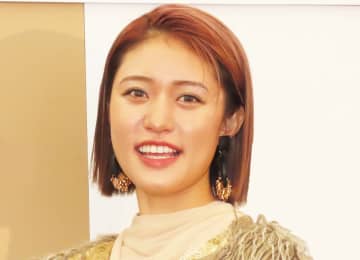 王林「馬コス」で圧巻のボディコン披露「スタイルよすぎ」ファン歓喜「可愛すぎてたまらない」