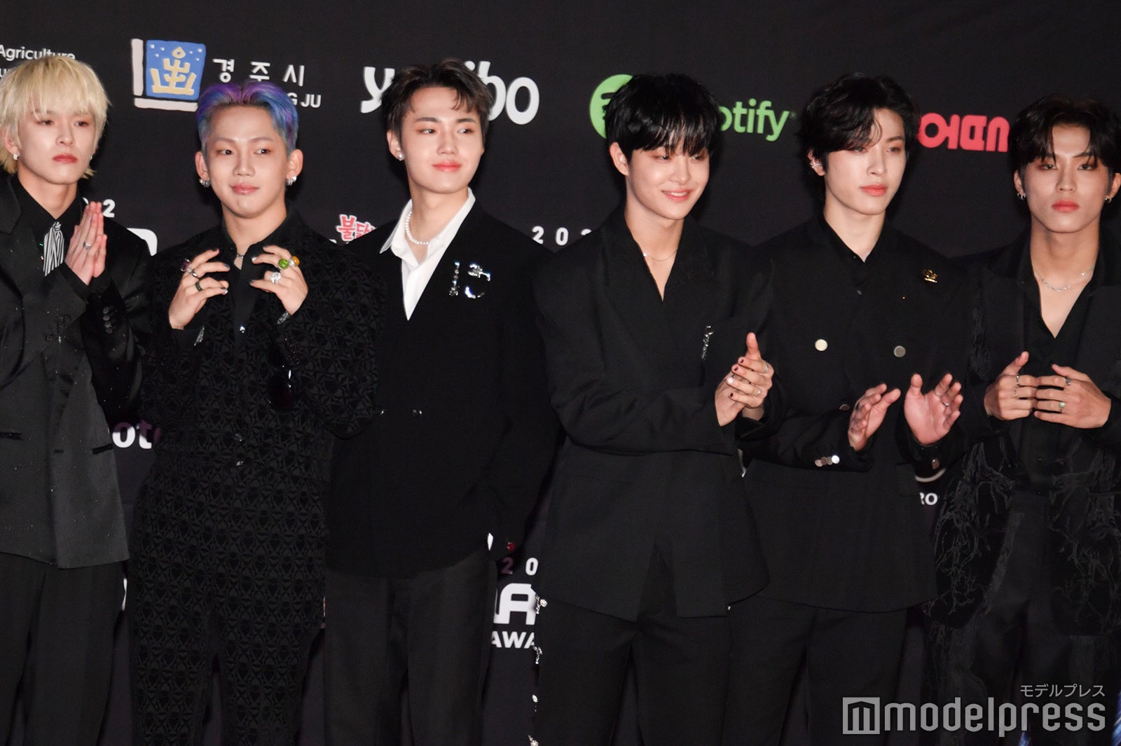 アサヒ、チェ・ヒョンソク、ドヨン、ジフン、ソ・ジョンファン、パク・ジョンウ （C）モデルプレス