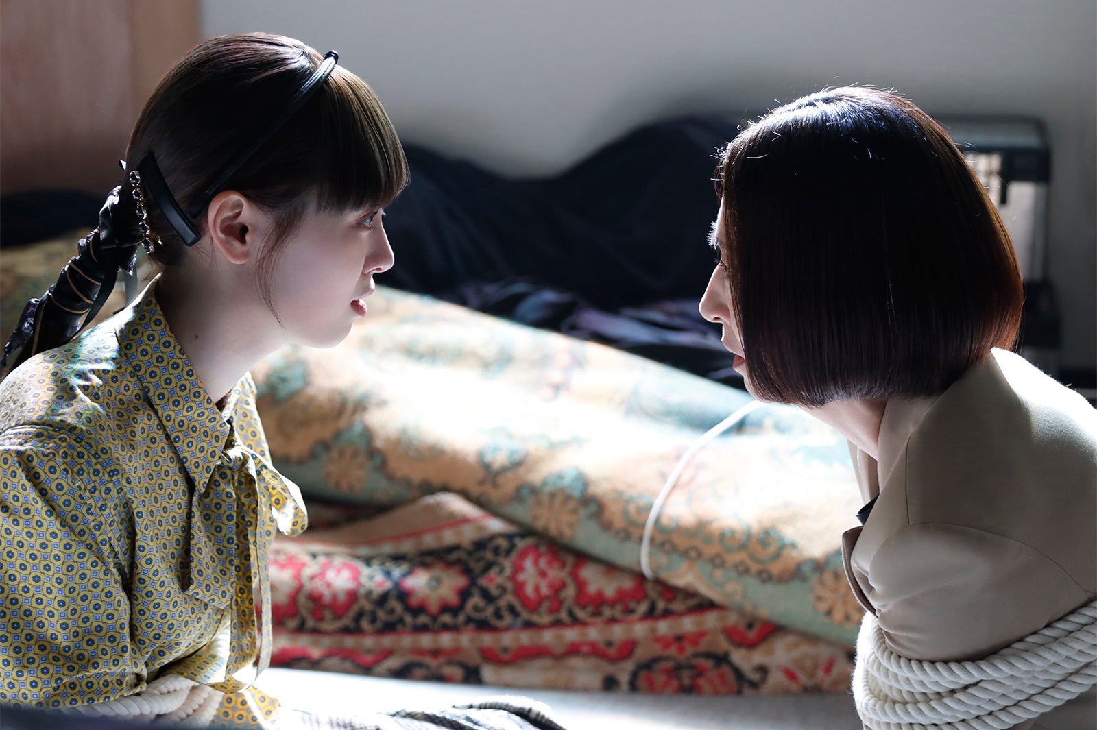 福原遥、松雪泰子「マル秘の密子さん」最終話（C）日本テレビ