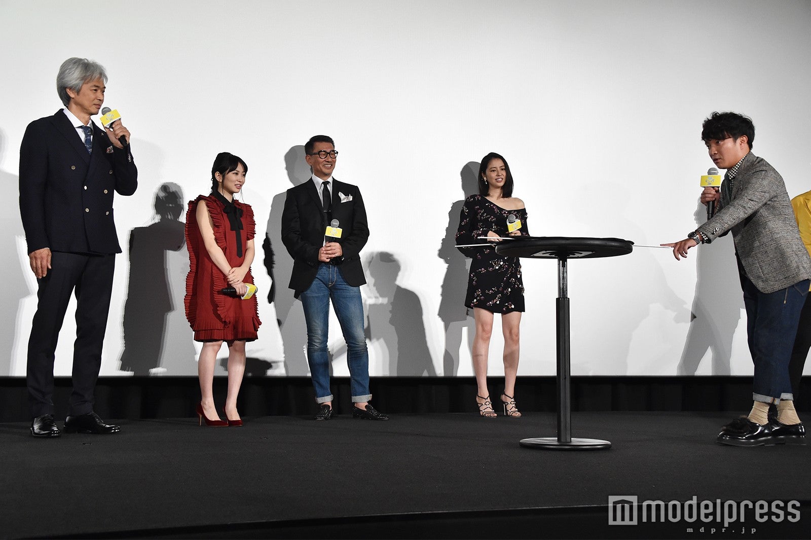 映画「グッドモーニングショー」初日舞台挨拶 （C）モデルプレス