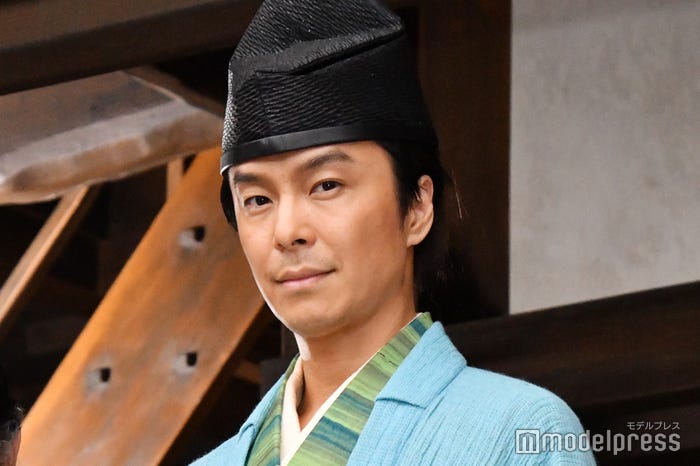 長谷川博己 (C)モデルプレス