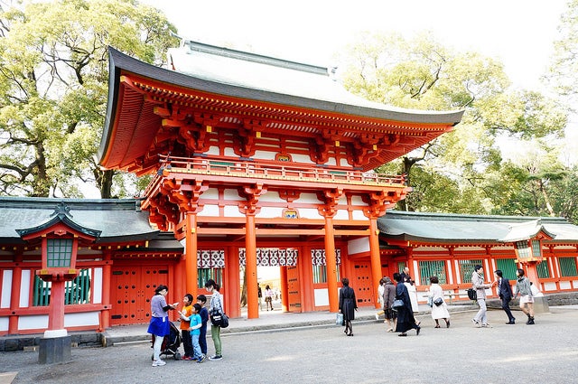 氷川神社／氷川神社正門 by photo.ktdm.jp
