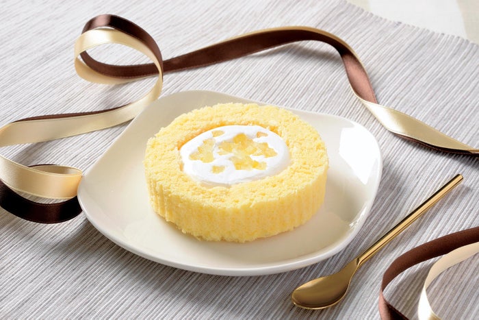 ローソン チーズ レモンの爽やかロールケーキ登場 モデルプレス ローソン チーズ レモンの爽やかロールケーキ登場 モデルプレス