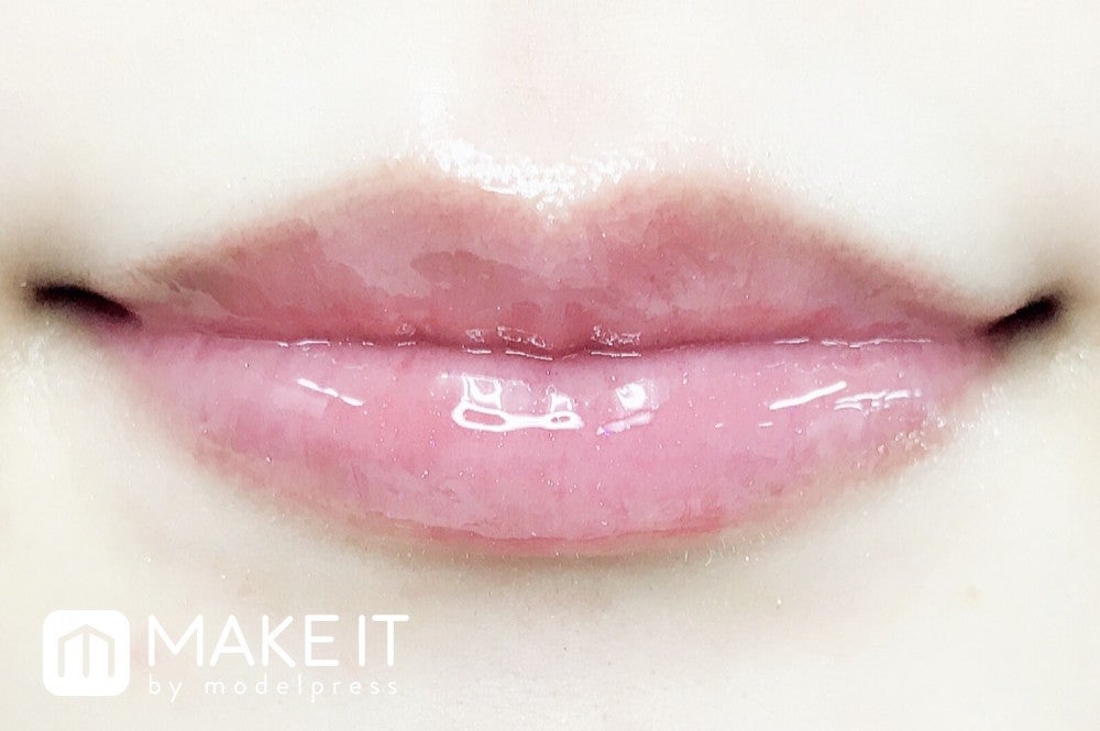 CHICCA／メスメリック グロスオン／18 シュリンプカクテル 使用 (C)メイクイット