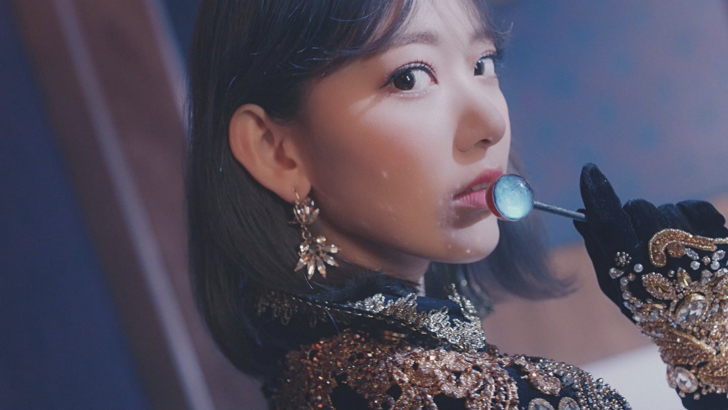 宮脇咲良（C）OFF THE RECORD