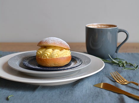 スウェーデンの伝統スイーツ“セムラ”。新たなスイーツブームの予感…（提供写真）