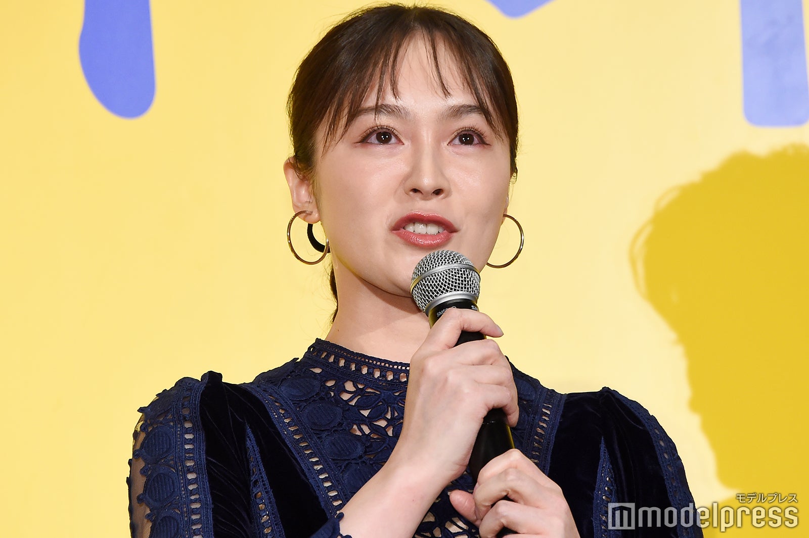 貫地谷しほり（C）モデルプレス