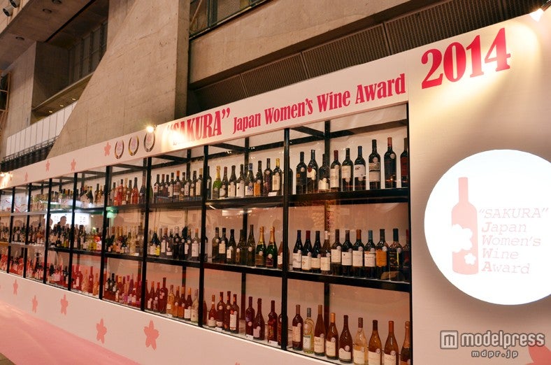 「FOODEXJAPAN 2014」では受賞ワインがずらりと展示された