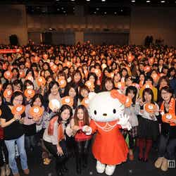 初の女性限定ライブ「Hellosmile Live 2012 autumn」を開催した倉木麻衣