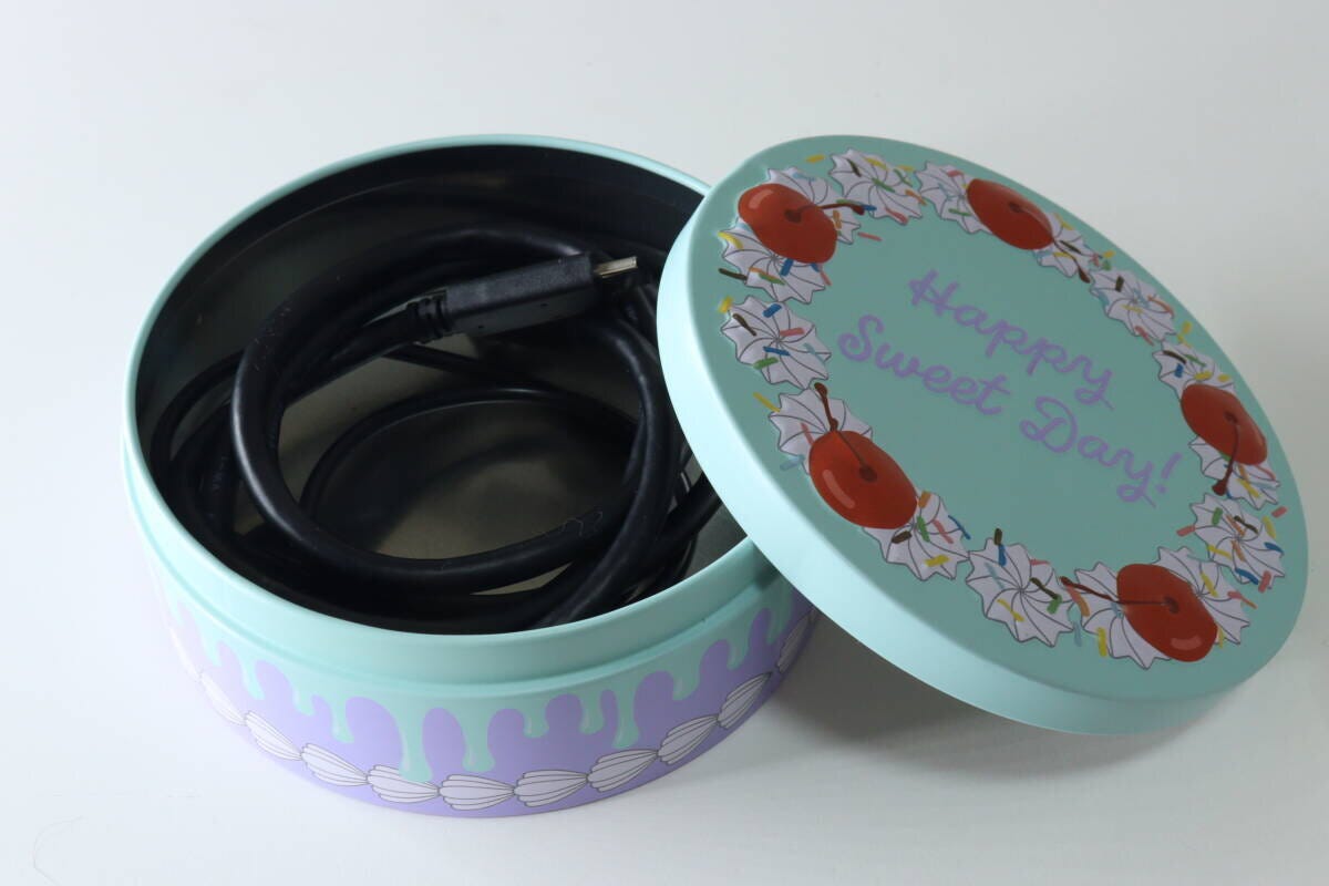 セリア　ギフト缶