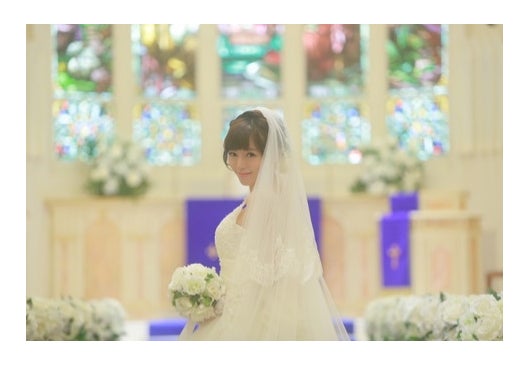 釈由美子 純白ウェディングドレスで挙式 披露宴 夢のなかにいるみたい モデルプレス