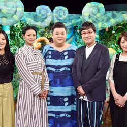 （左から）井森美幸、榮倉奈々、マツコ・デラックス、山里亮太、赤江珠緒（C）TBS