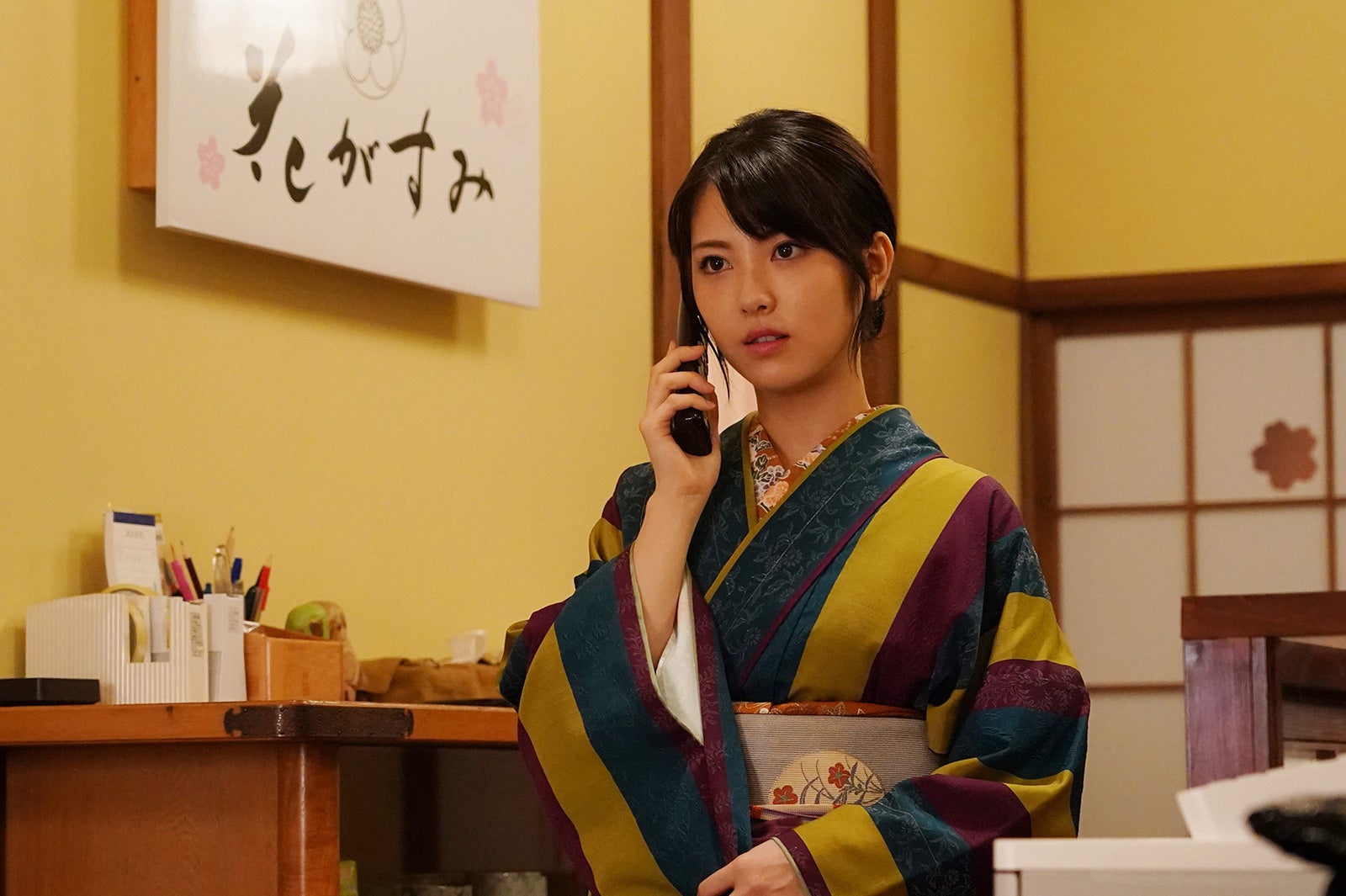 浜辺美波「私たちはどうかしている」第7話より（C）日本テレビ