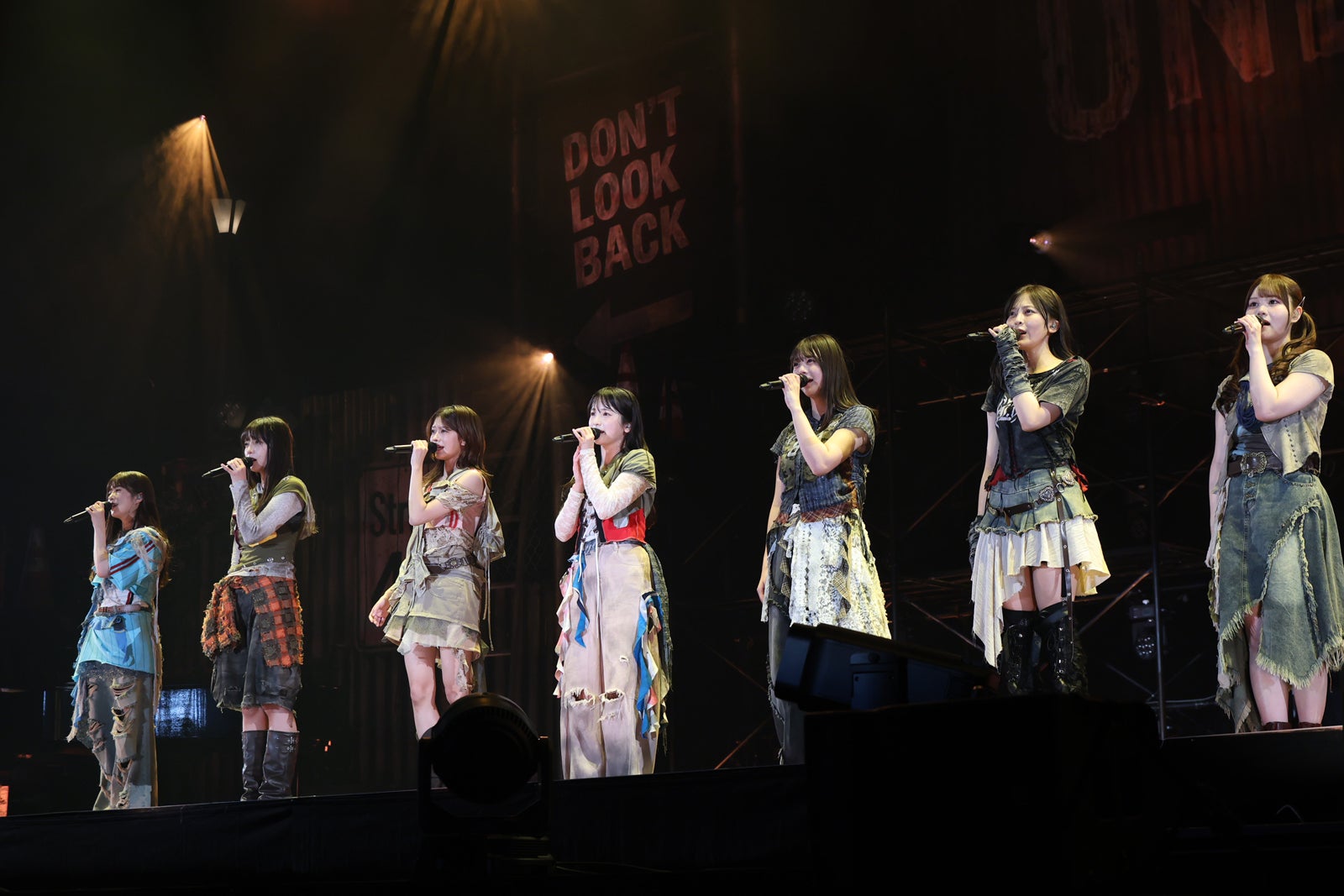 （C）乃木坂46LLC