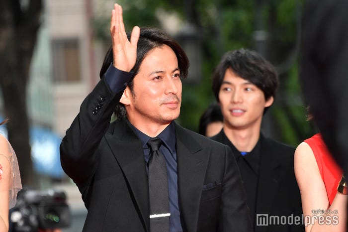 岡田准一(C)モデルプレス