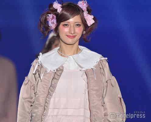 しなこ、初ランウェイで美脚輝く ガーリーコーデで雰囲気ガラリ【TGC北九州2024】