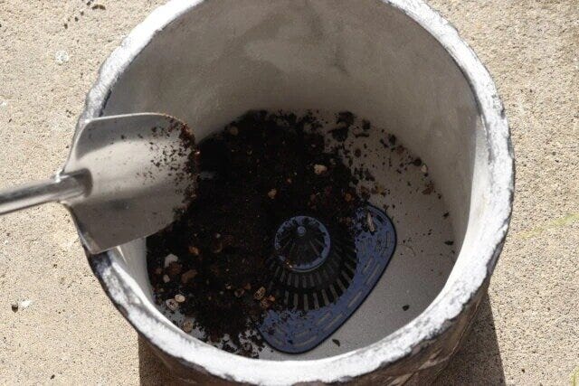 ダイソー 鉢底ネット(7.1cm×7.5cm×4.5cm、6個組) ダイソー 鉢底ネット(7.1cm×7.5cm×4.5cm、6個組)