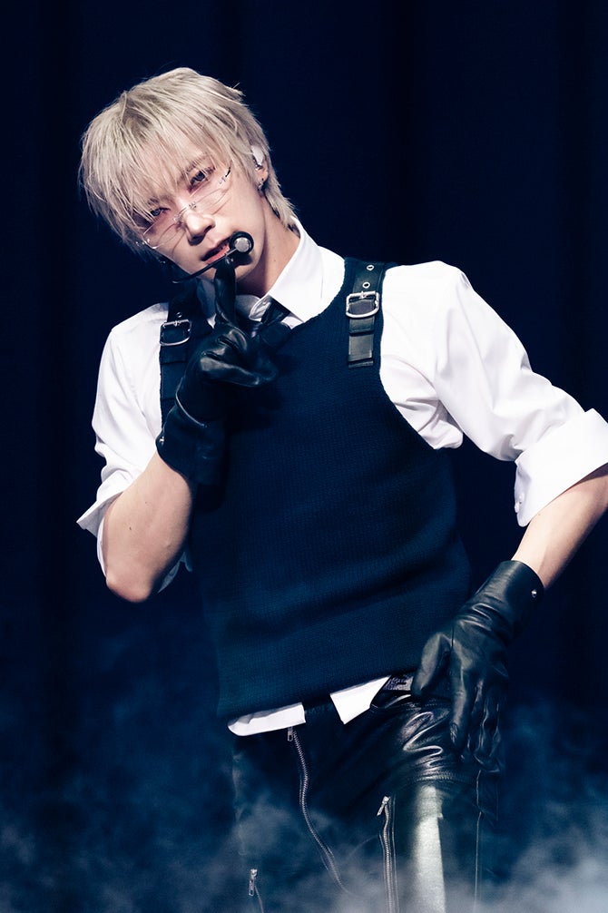 テン（C）撮影：田中聖太郎写真事務所