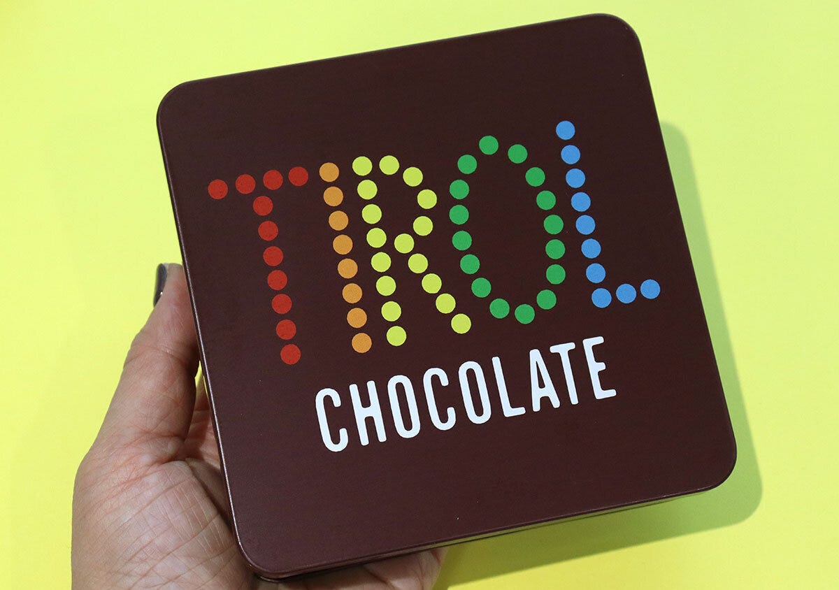 チロルチョコステーショナリーセット缶ケース