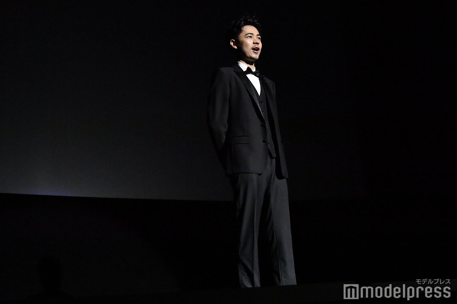 口上を披露する成田凌 （C）モデルプレス