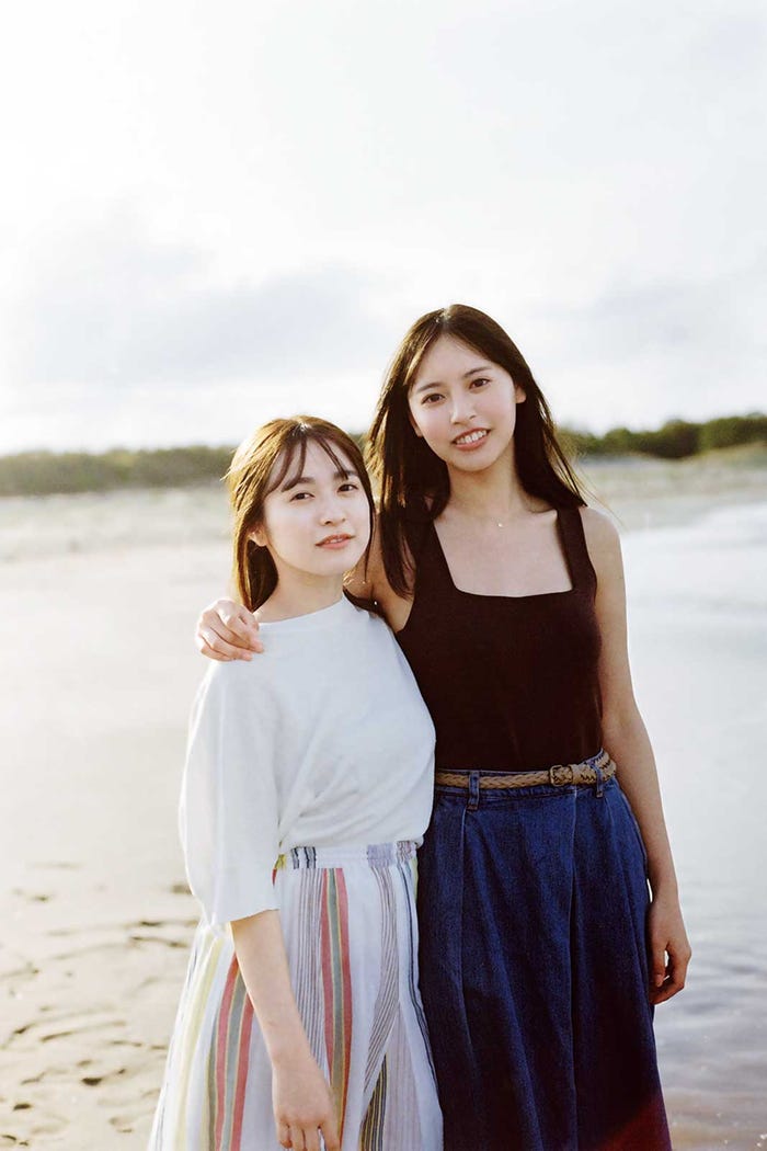 早川渚紗、大槻りこ(画像提供:講談社)