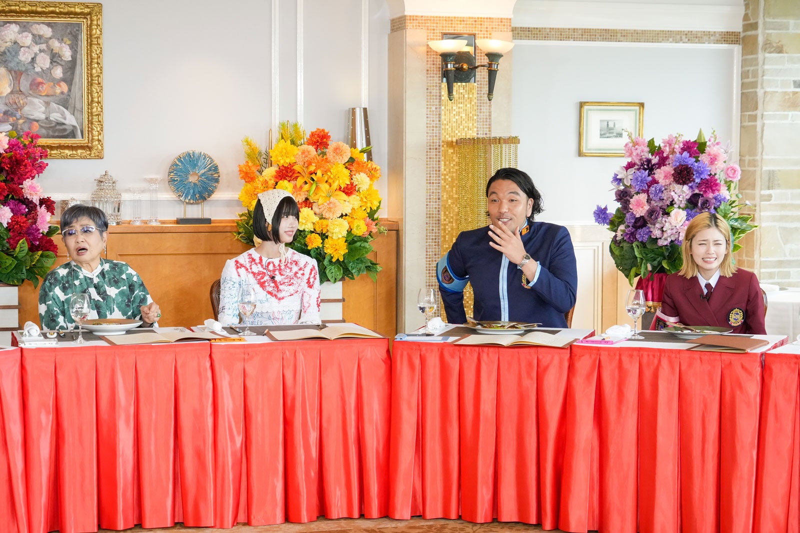 泉ピン子、あの、盛山晋太郎、小芝風花（C）日本テレビ