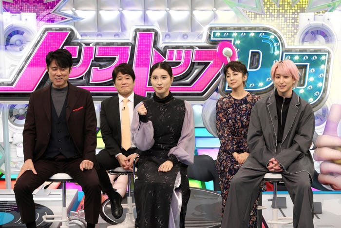 原田泰造、林修、土屋太鳳、斉藤由貴、佐久間大介(C)フジテレビ