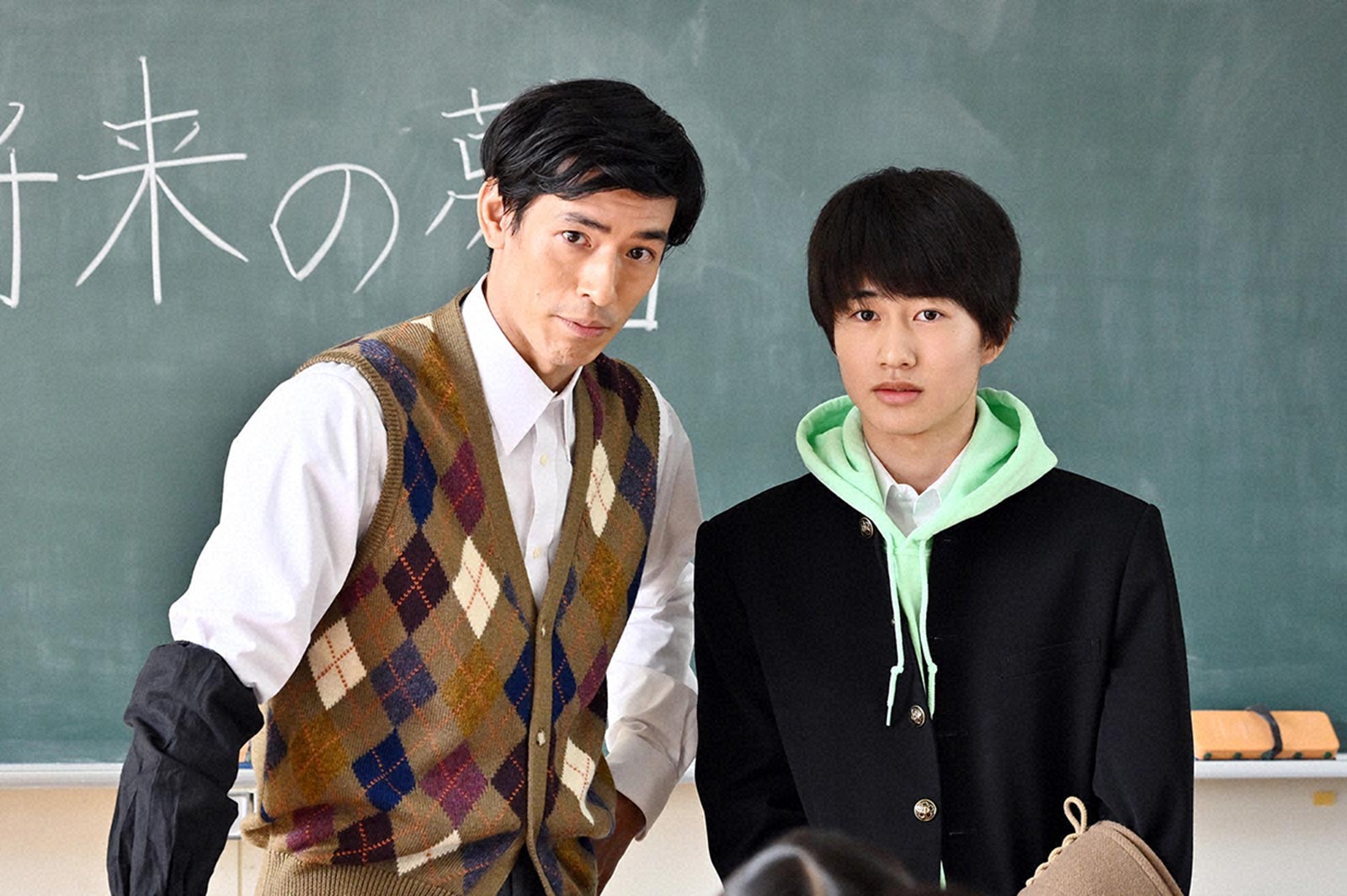 中島歩、坂元愛登「不適切にもほどがある！」第1話より（C）TBS