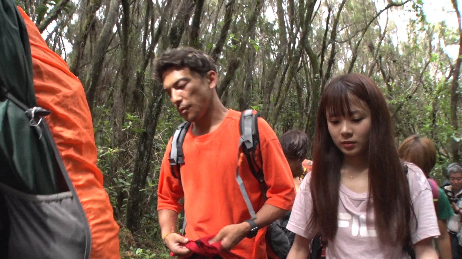 ヒデ、あおにゃん「あいのり：African Journey」第19話より（C）フジテレビ