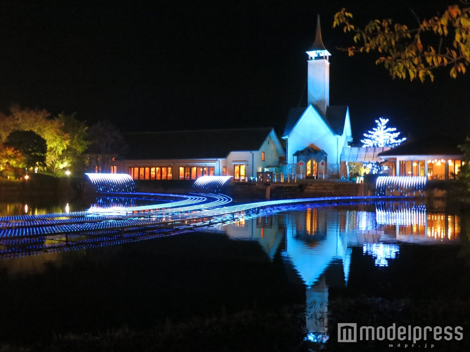 水上イルミネーション「光の大河」／画像提供：長島観光開発
