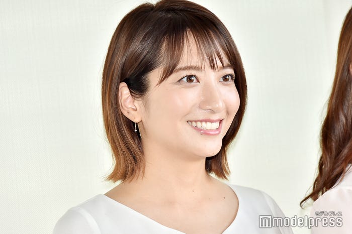 笹崎里菜(C)モデルプレス