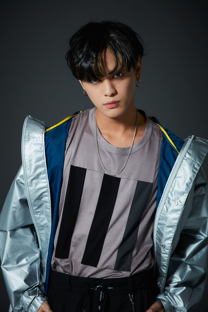 バトシン(写真提供:ソニー・ミュージックレーベルズ)