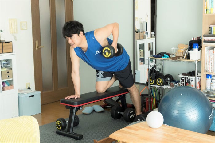 香取慎吾 (C)2022“犬も食わねどチャーリーは笑う”FILM PARTNERS