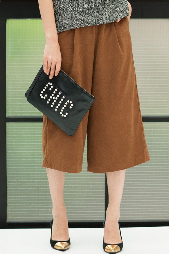 フェイクスウェードガウチョパンツ「STYLEST」3,600円(税別)/画像提供:STYLEST