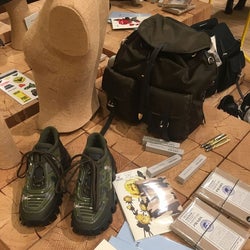 プラダ、自然を楽しむトラベラー向け「プラダエスケープ」コレクションを発売