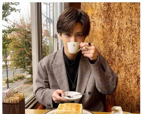 三代目JSB岩田剛典、“彼氏感”ショットに反響「プライベート写真かっこよすぎ」