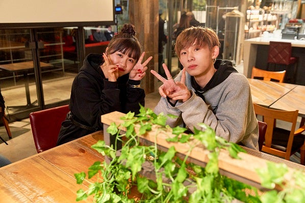 ヒナ、とらい「恋する◆週末ホームステイ 2021冬 Tokyo」（C）AbemaTV, Inc.