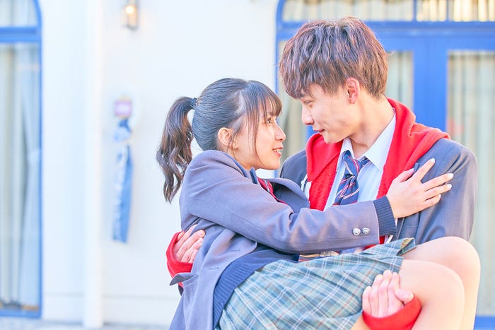 るあ、やまげ「恋する◆週末ホームステイ 2020春」(C)ABEMA