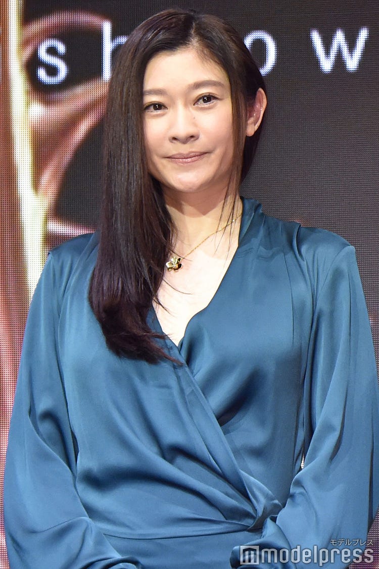 画像4 17 篠原涼子 長谷川京子 離婚後初公の場 共に不倫妻役熱演した 金魚妻 に手応え モデルプレス