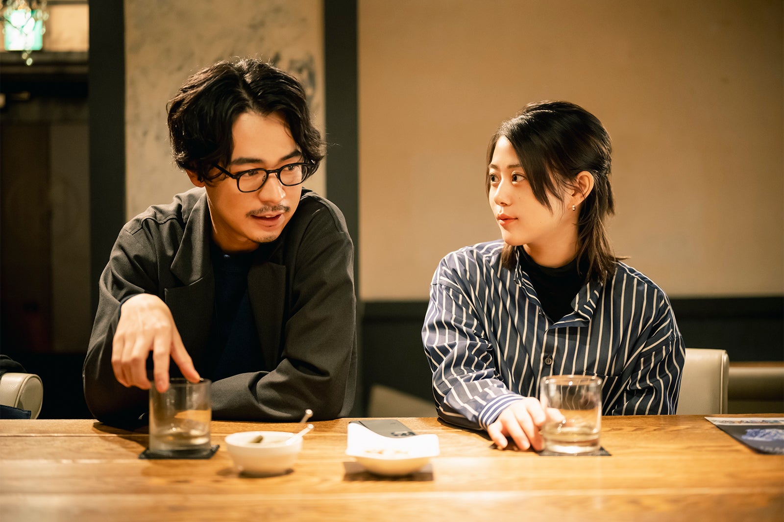 成田凌、高畑充希「今月のカバーモデル」第1話より（提供写真）