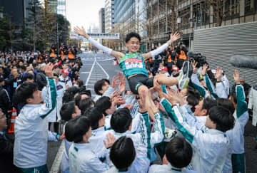 青学大 原監督の妻で寮母の美穂さん 主将黒田朝日の涙に感涙「あの朝日が目に涙を・・・グッときた」V9に「学生たちが本気になってくれた」