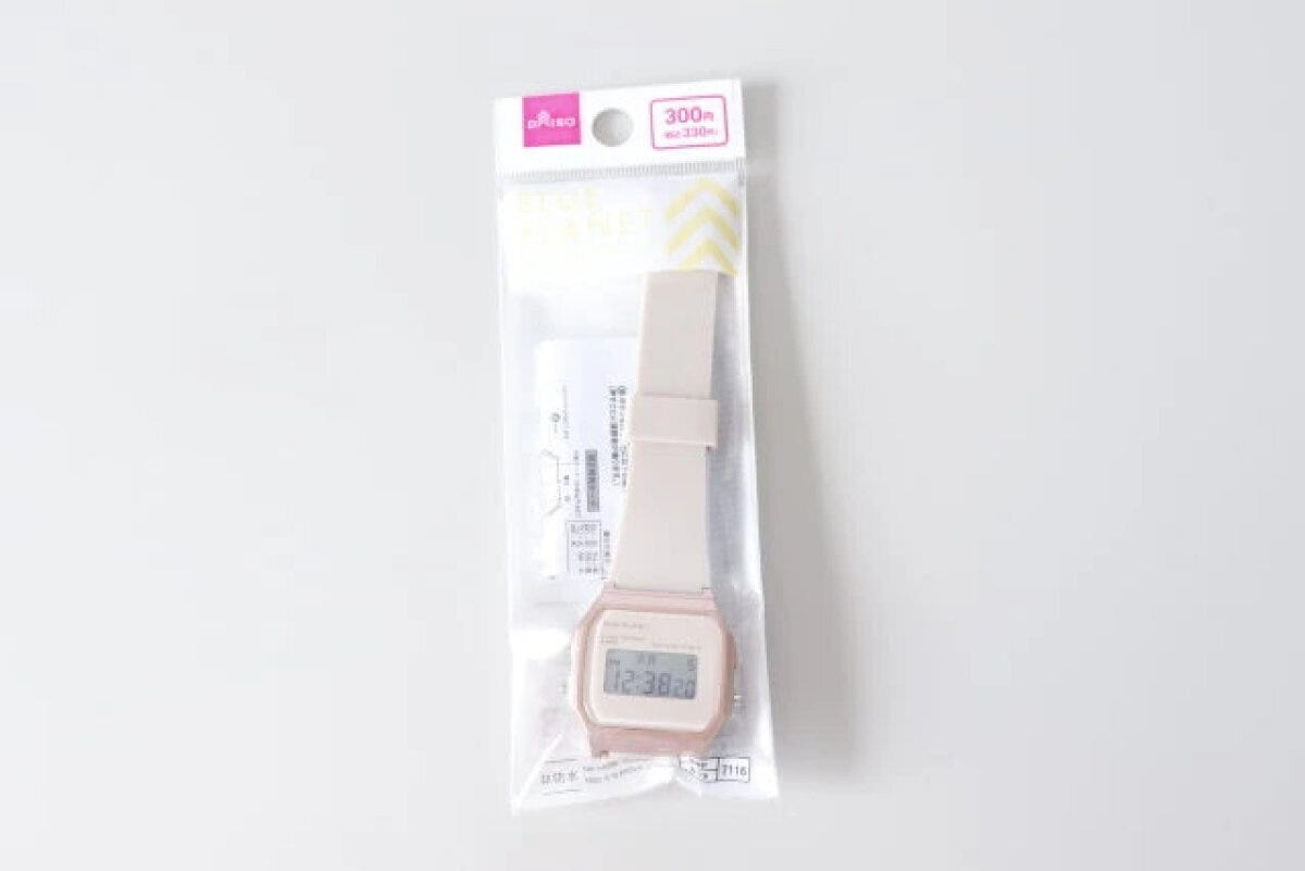 ダイソーのデジタルウォッチ（ブループラネット、ベージュ）パッケージ