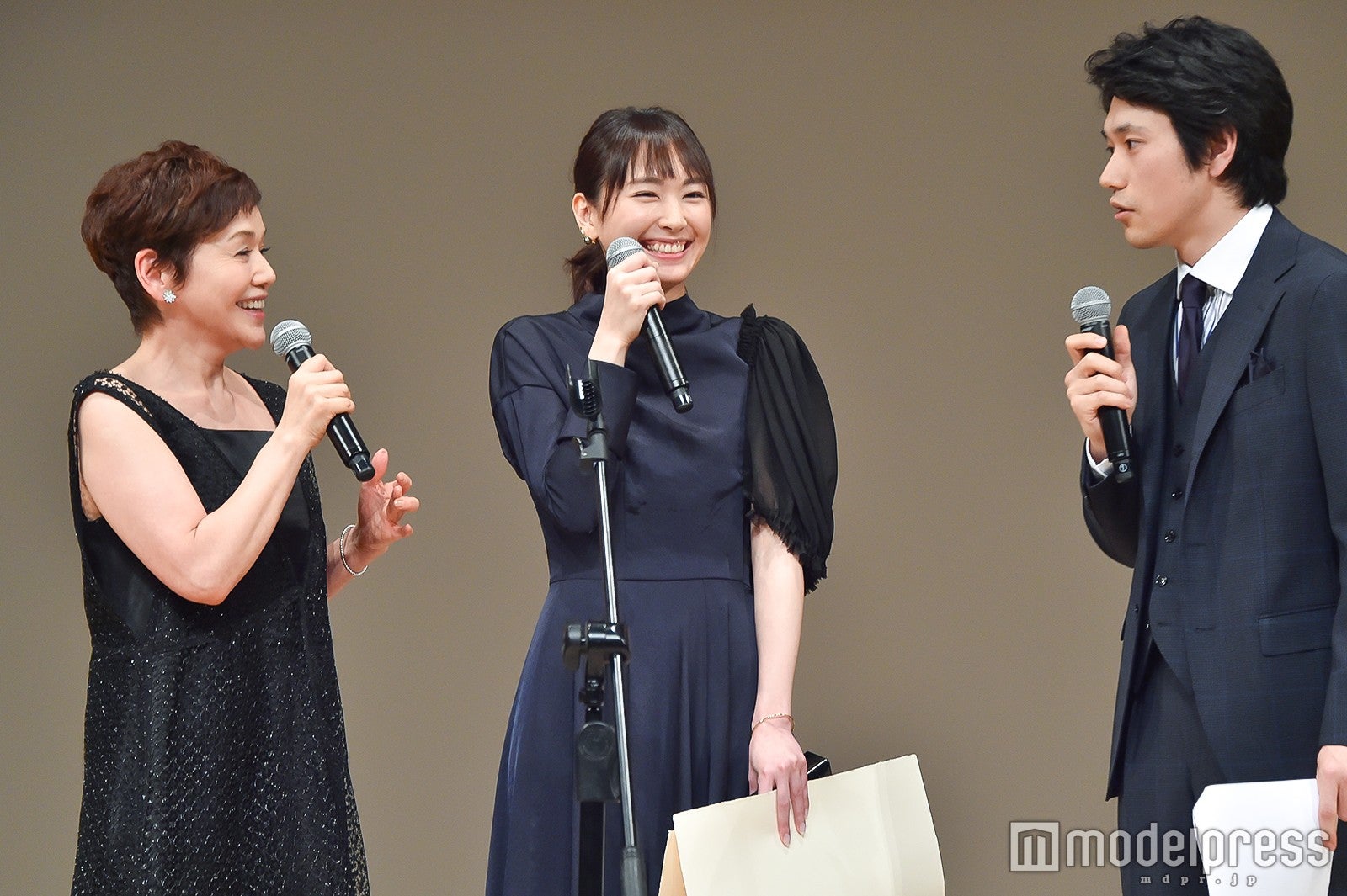 画像23/44) 原田美枝子の次女・石橋静河、母と同じ新人賞 「女優