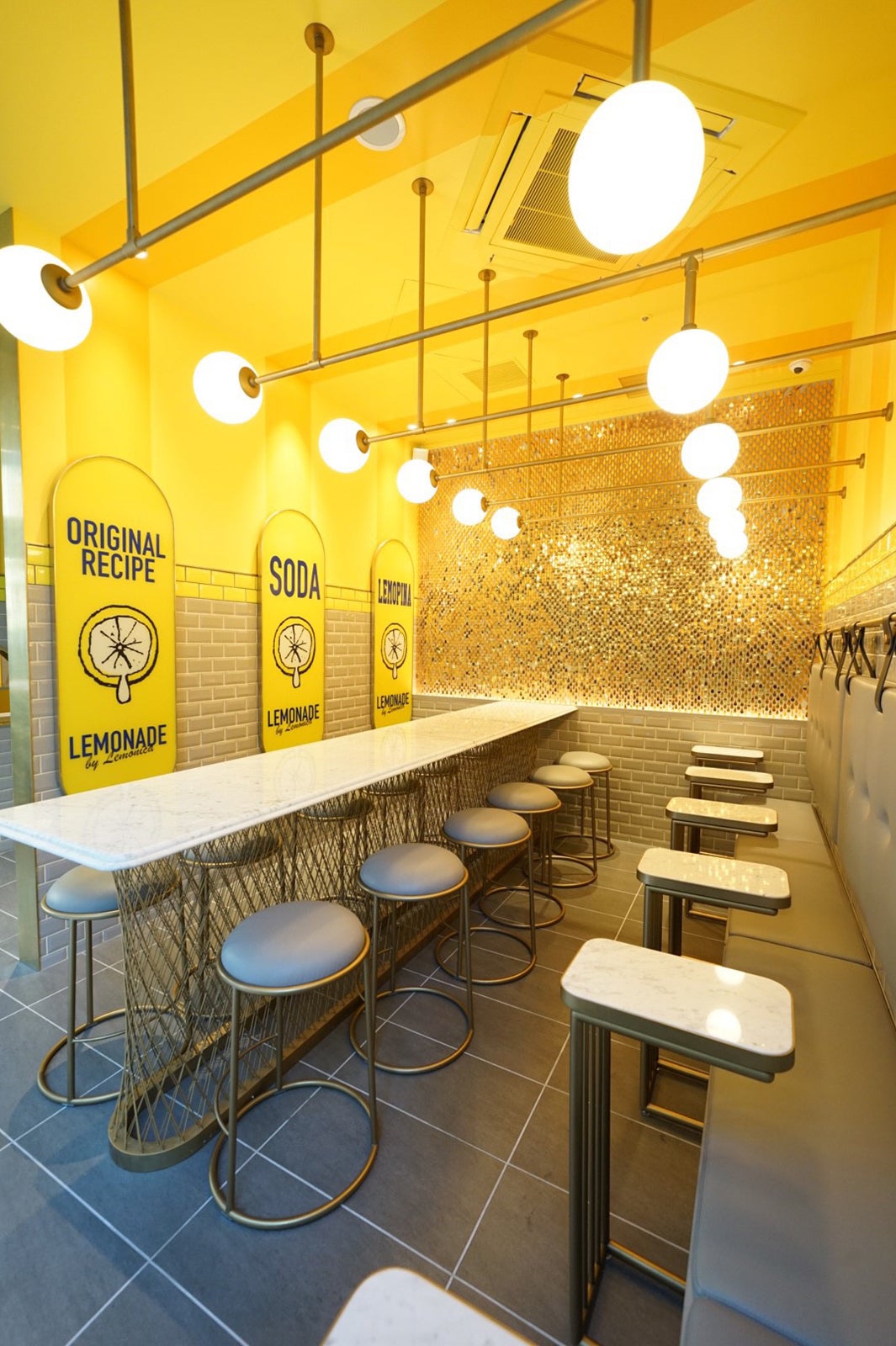 LEMON by Lemonade Lemonica店舗内観／画像提供：レモネード・レモニカ
