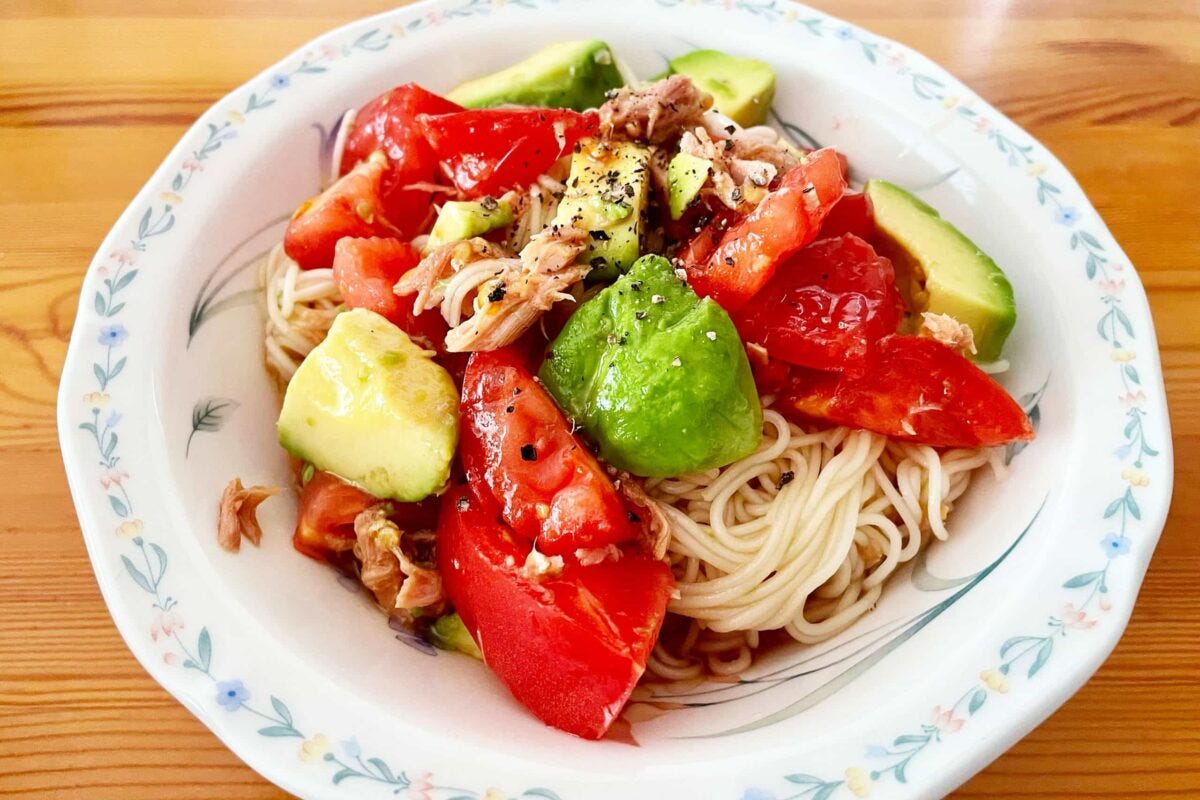 トマトアボカドそうめん