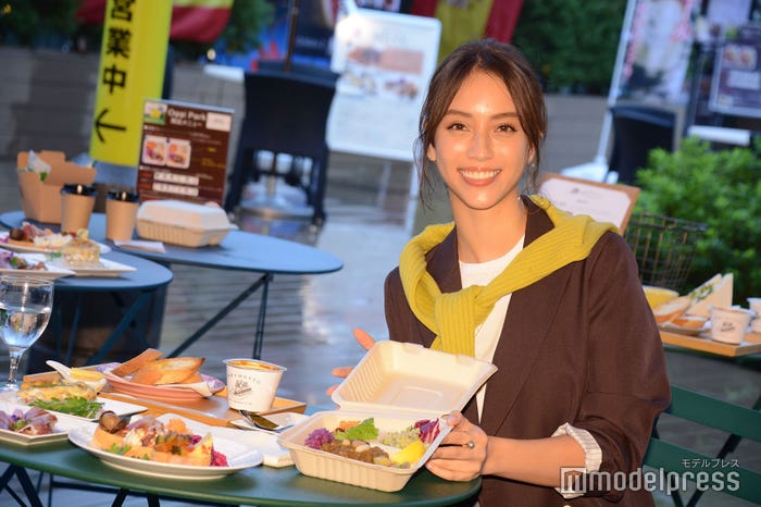 滝沢カレン(C)モデルプレス