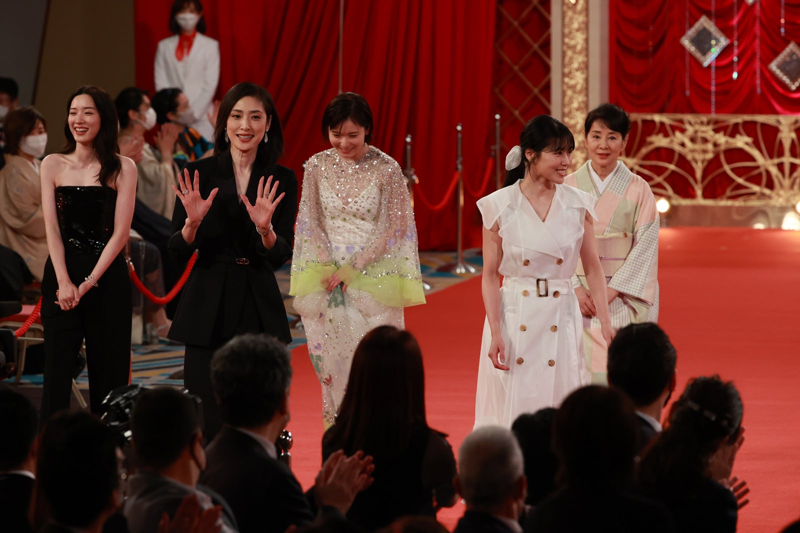永野芽郁・天海祐希・松岡茉優・有村架純・吉永小百合 （C）東京写真記者協会