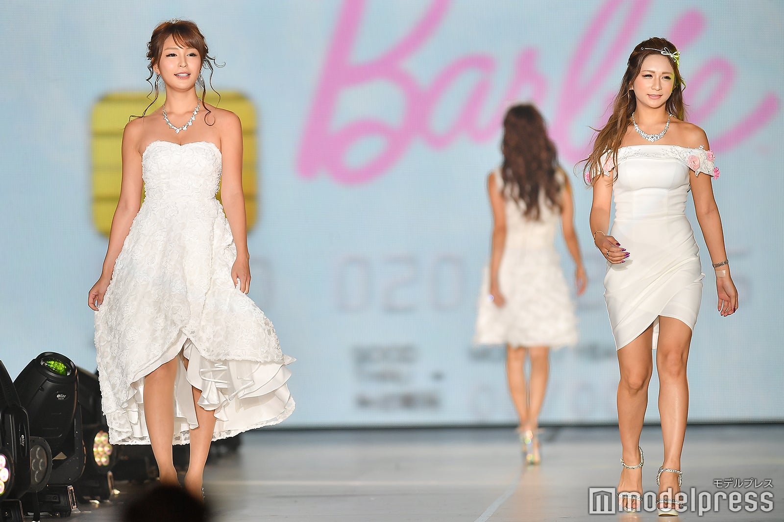 椎名美月、天使えれな（C）モデルプレス