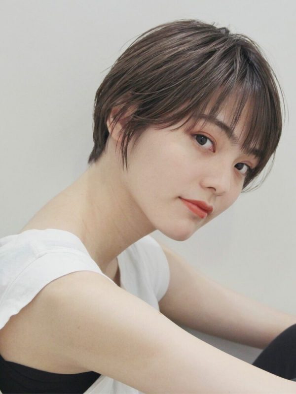 前髪短め 大人かわいいハンサムショートヘア特集 短いのにキュートな印象が作れる モデルプレス 前髪短め 大人かわいいハンサムショートヘア特集 短いのにキュートな印象が作れる モデルプレス